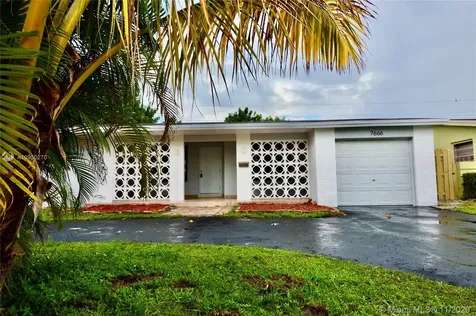 7666 Shalimar Street Miramar FL 33023