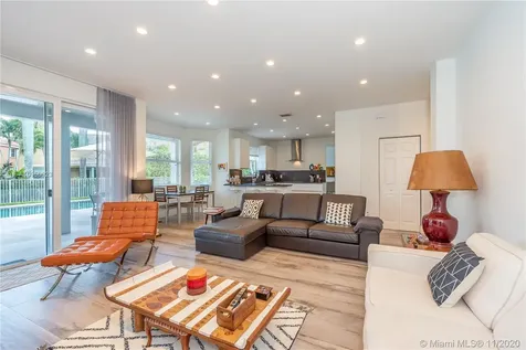 3963 Hawks Court Weston FL 33331