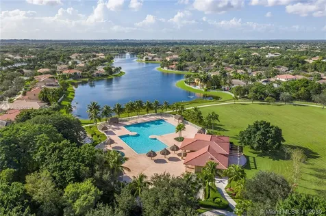 3963 Hawks Court Weston FL 33331