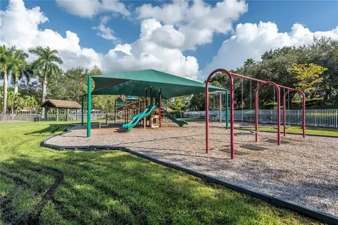 3963 Hawks Court Weston FL 33331