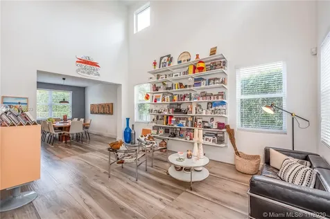 3963 Hawks Court Weston FL 33331