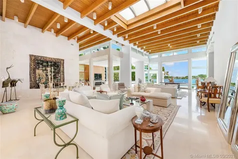 1415 N View Drive Miami Beach FL 33140