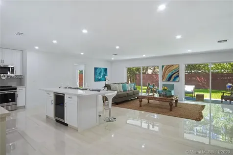 2315 NE 191st Street Miami FL 33180