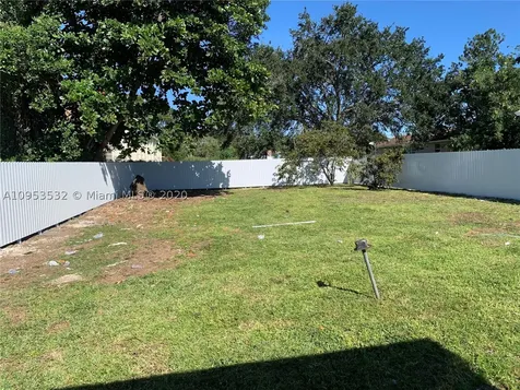 10045 W Jessamine Street Miami FL 33157