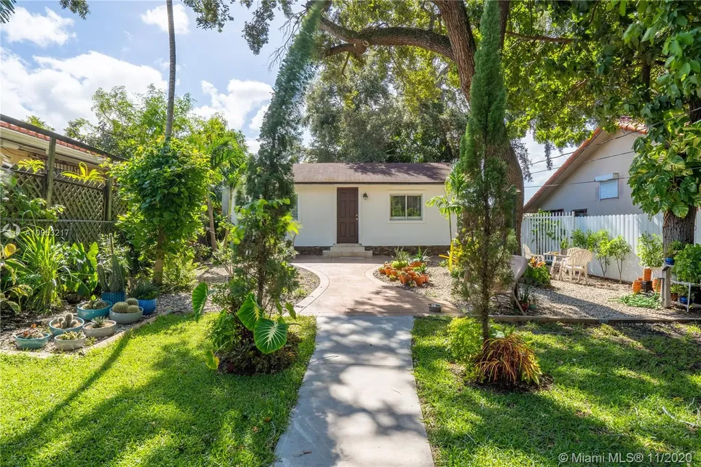 5830 SW 3rd Street Miami FL 33144