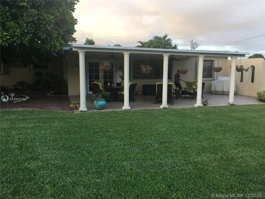 10800 SW 32nd Street Miami FL 33165