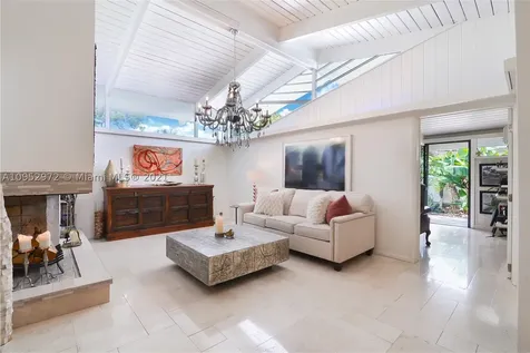 2811 NE 41st Street Fort Lauderdale FL 33308