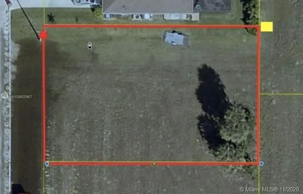 221 SW 31st Place Cape Coral FL 33991