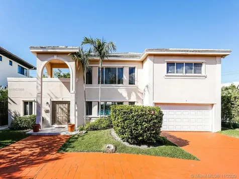 660 Warren Lane Key Biscayne FL 33149