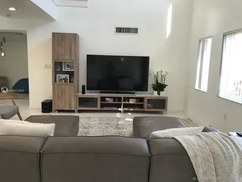 660 Warren Lane Key Biscayne FL 33149