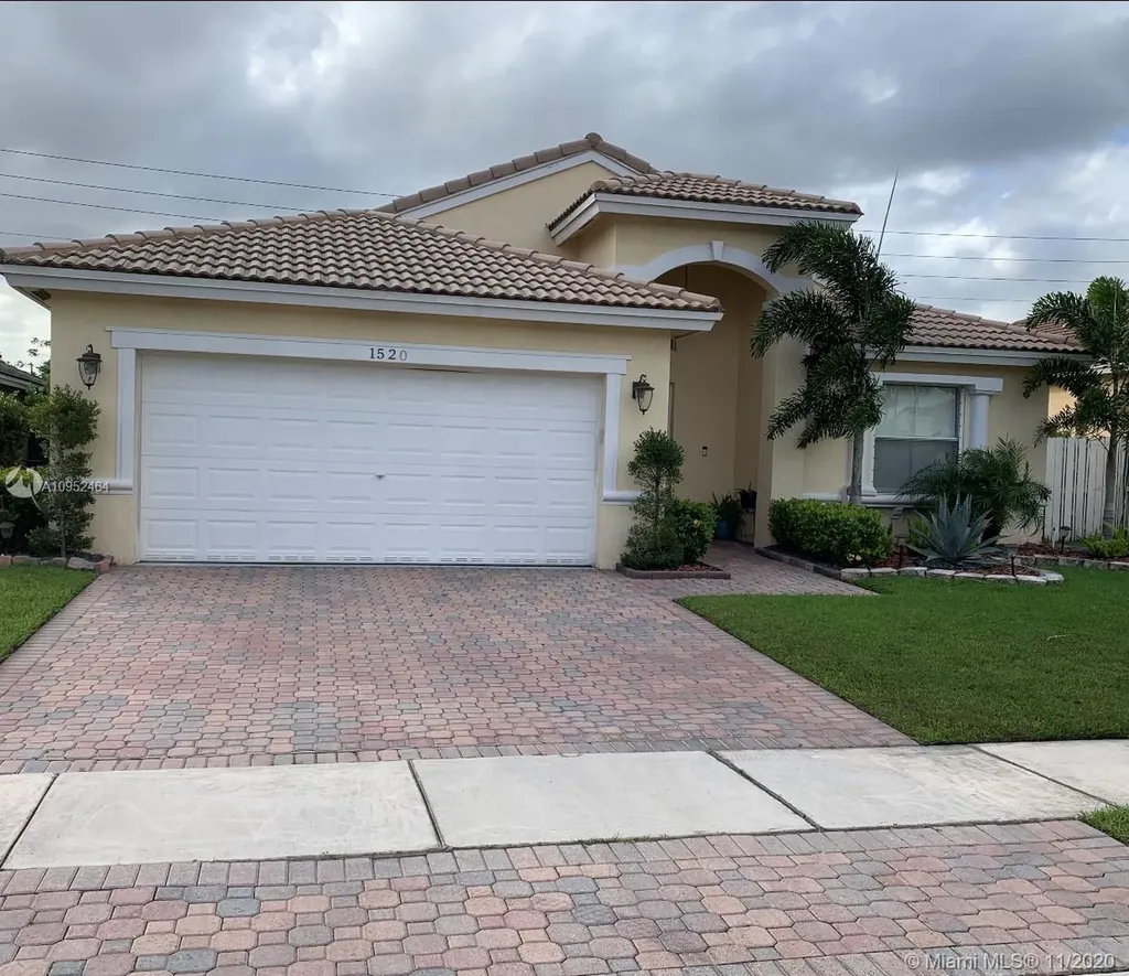 1520 SW 194th Terrace Pembroke Pines FL 33029