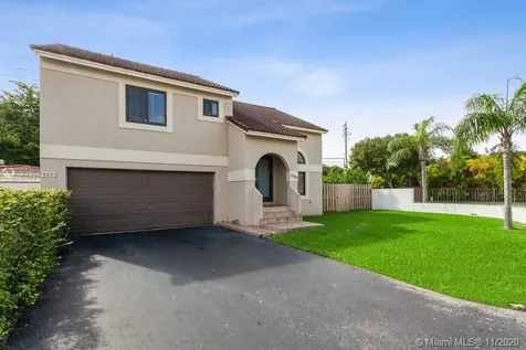 7190 SW 103rd Court Circle Miami FL 33173