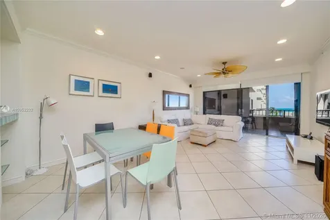 201 Crandon Boulevard Key Biscayne FL 33149
