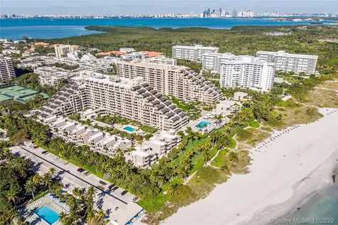 201 Crandon Boulevard Key Biscayne FL 33149