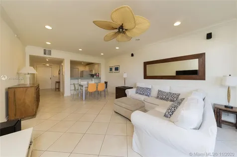 201 Crandon Boulevard Key Biscayne FL 33149