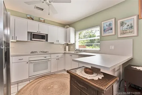 1020 Wren Avenue Miami Springs FL 33166