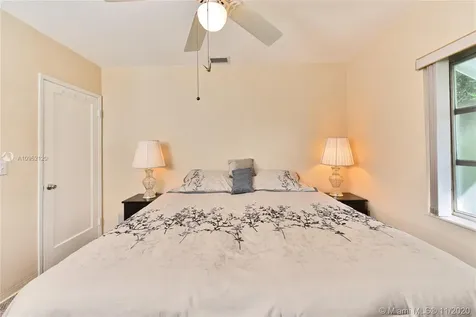 1020 Wren Avenue Miami Springs FL 33166