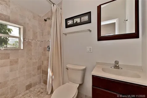 1020 Wren Avenue Miami Springs FL 33166