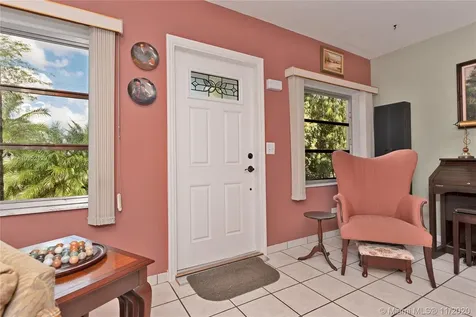 1020 Wren Avenue Miami Springs FL 33166