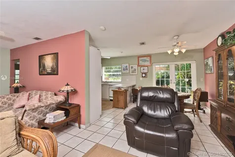 1020 Wren Avenue Miami Springs FL 33166