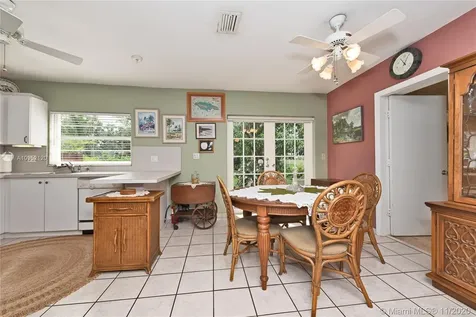 1020 Wren Avenue Miami Springs FL 33166