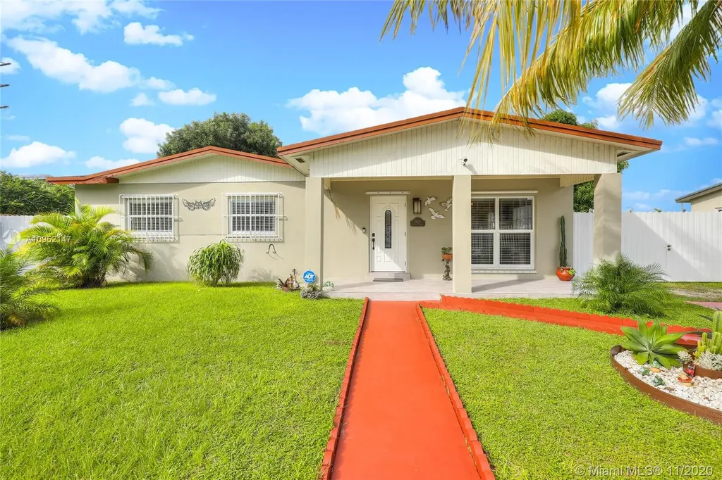 15120 Jackson Street Miami FL 33176