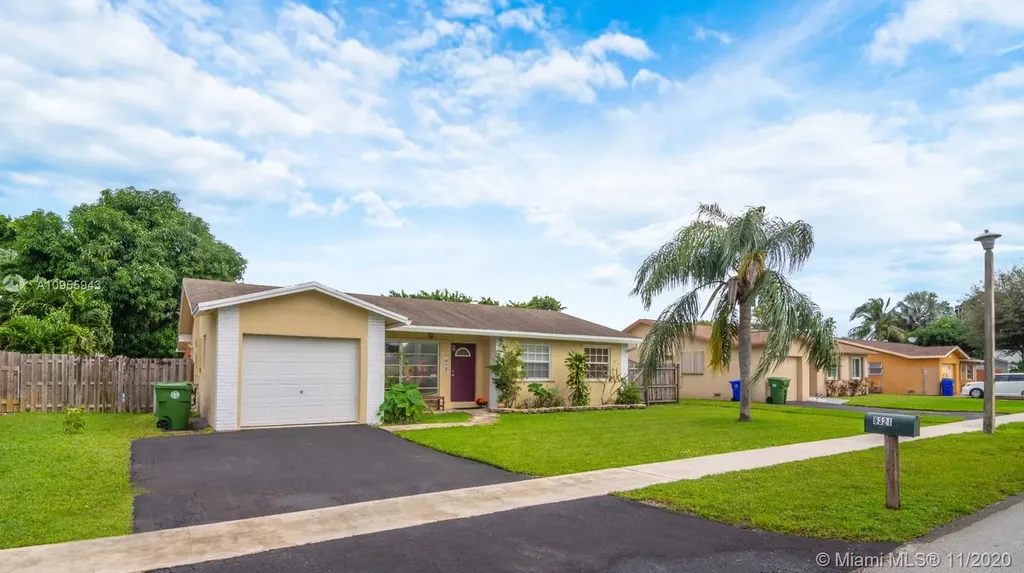 9321 NW 14th Street Pembroke Pines FL 33024