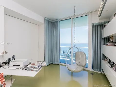 100 S Pointe Drive Miami Beach FL 33139