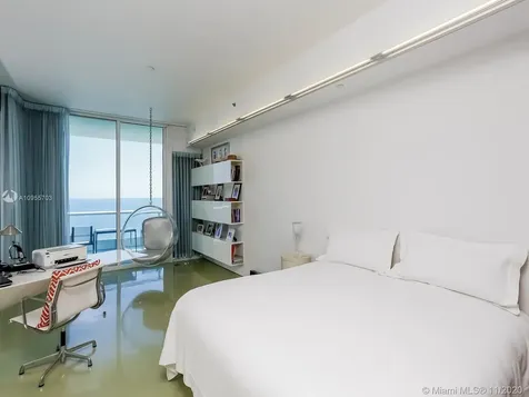 100 S Pointe Drive Miami Beach FL 33139