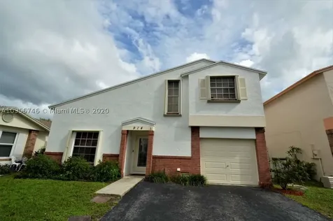 914 Cumberland Terrace Davie FL 33325