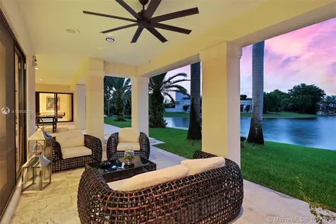9464 NW 52nd Doral Lane Doral FL 33178