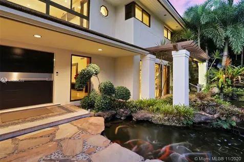 9464 NW 52nd Doral Lane Doral FL 33178
