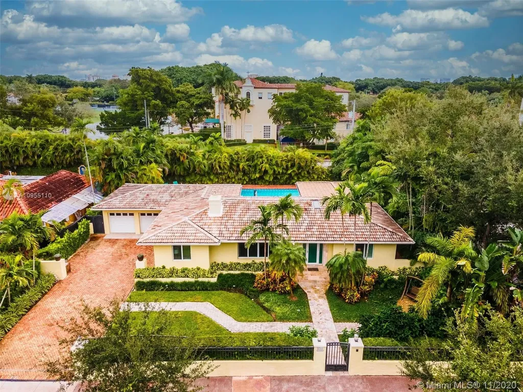 2711 San Domingo Street Coral Gables FL 33134