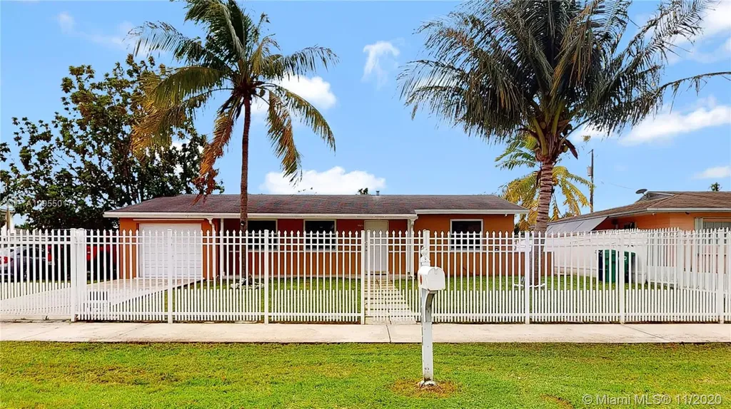 10011 SW 164th Terrace Miami FL 33157
