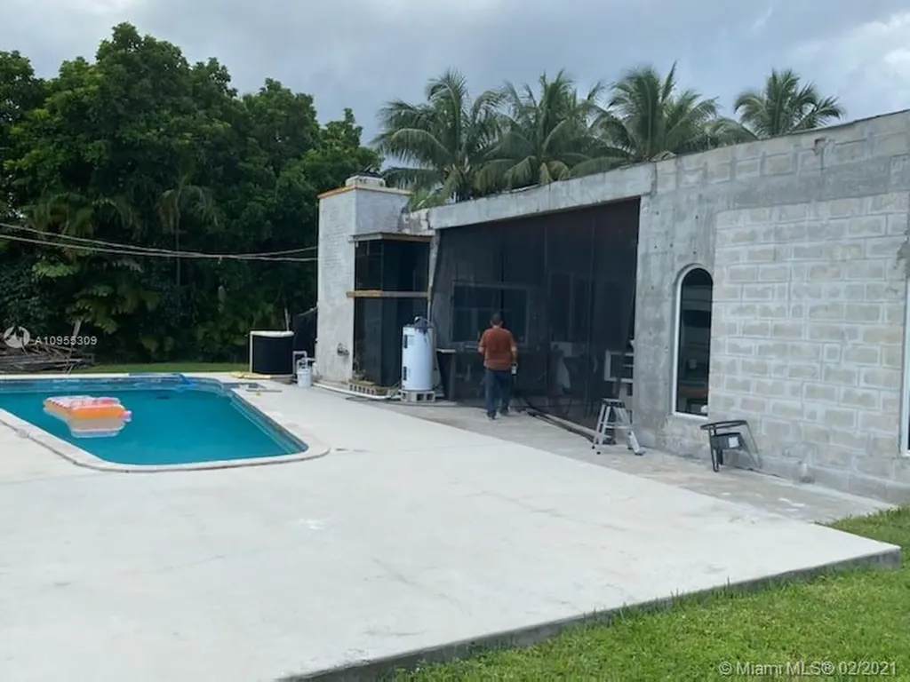 2630 Fillmore Street Hollywood FL 33020