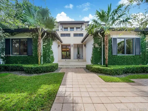 5980 SW 80th Street South Miami FL 33143