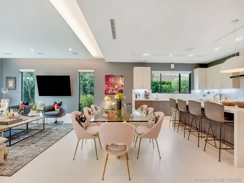 5980 SW 80th Street South Miami FL 33143