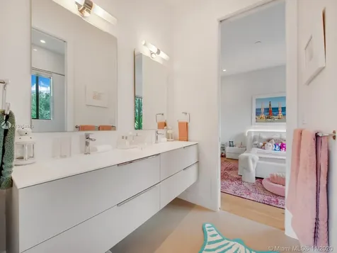 5980 SW 80th Street South Miami FL 33143