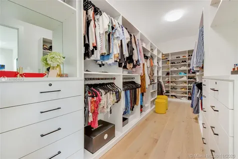 5980 SW 80th Street South Miami FL 33143