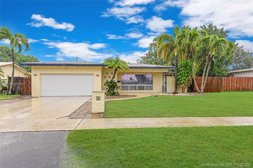 4507 Polk Street Hollywood FL 33021