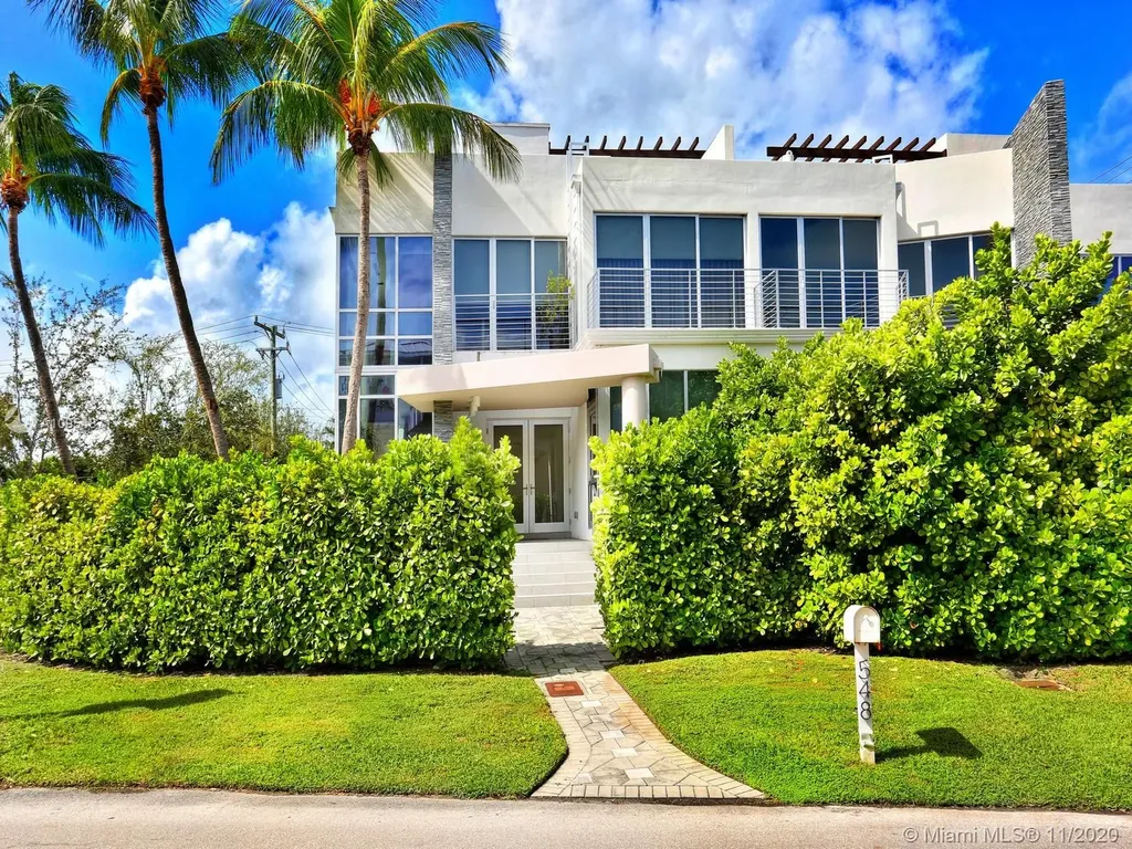 548 Fernwood Road Key Biscayne FL 33149
