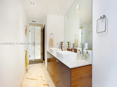 548 Fernwood Road Key Biscayne FL 33149