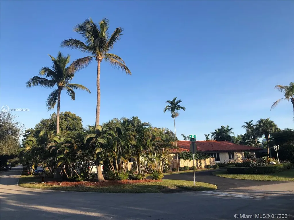 7815 SW 82nd Court Miami FL 33143
