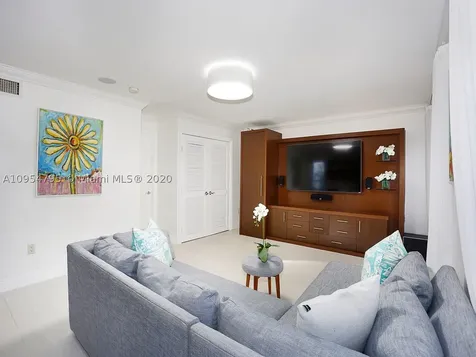 2989 Natoma Street Miami FL 33133