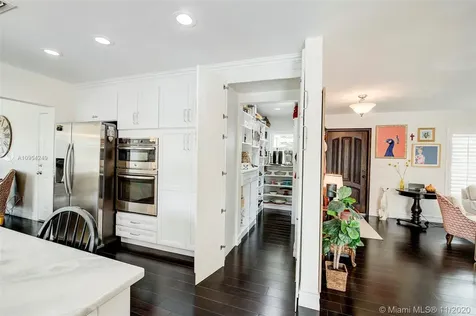 8944 SW 177th Terrace Palmetto Bay FL 33157