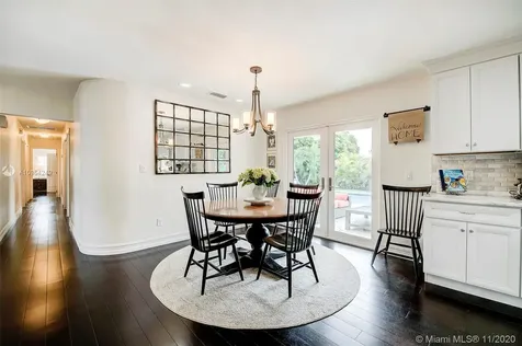 8944 SW 177th Terrace Palmetto Bay FL 33157