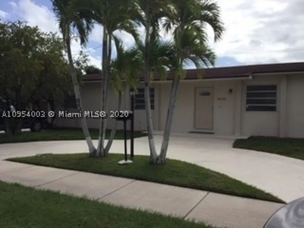 9430 SW 16th Street Miami FL 33165
