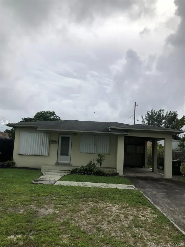 421 W Pembroke Road Hallandale Beach FL 33009