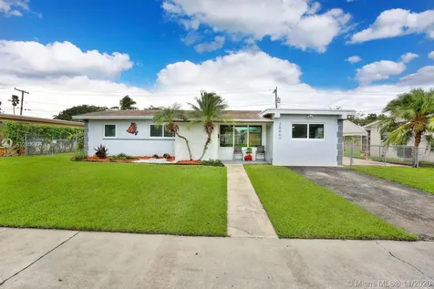 18660 SW 89th Court Cutler Bay FL 33157