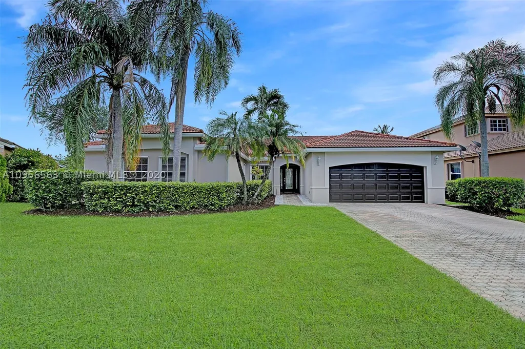 351 Fairmont Way Weston FL 33326